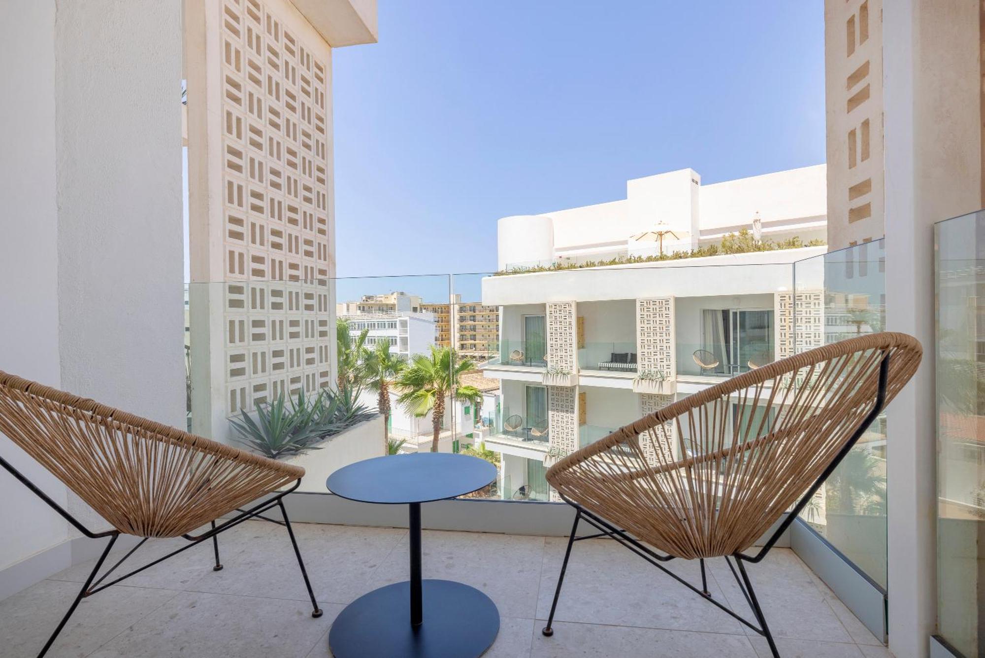 Hotel Hm Ayron Park - Adults Only Playa de Palma  Esterno foto A balcony at the hotel