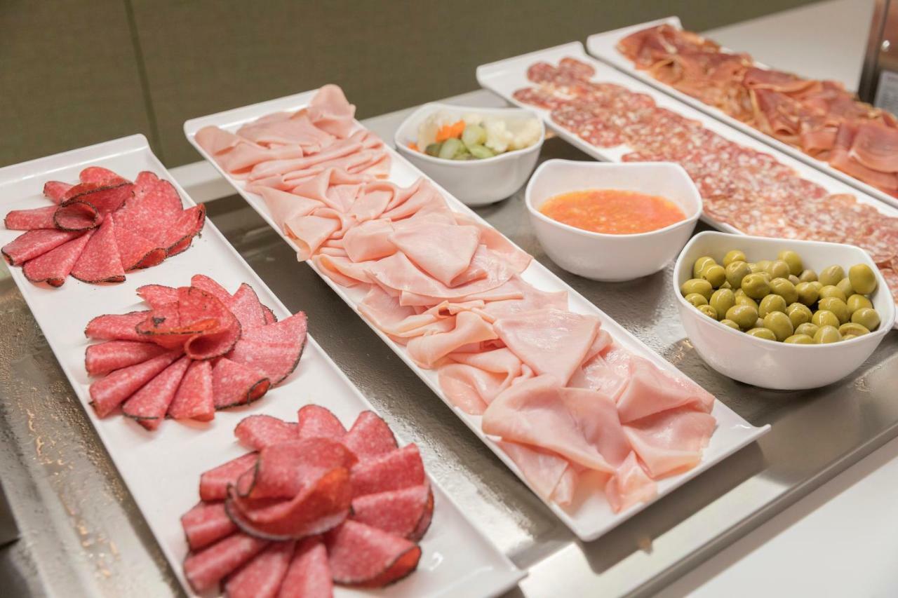 Hotel Hm Ayron Park - Adults Only Playa de Palma  Esterno foto Cold cuts