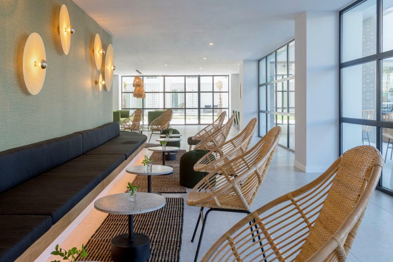 Hotel Hm Ayron Park - Adults Only Playa de Palma  Esterno foto The lounge at the airport