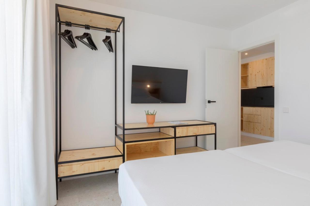 Hotel Hm Ayron Park - Adults Only Playa de Palma  Esterno foto A room at the hotel